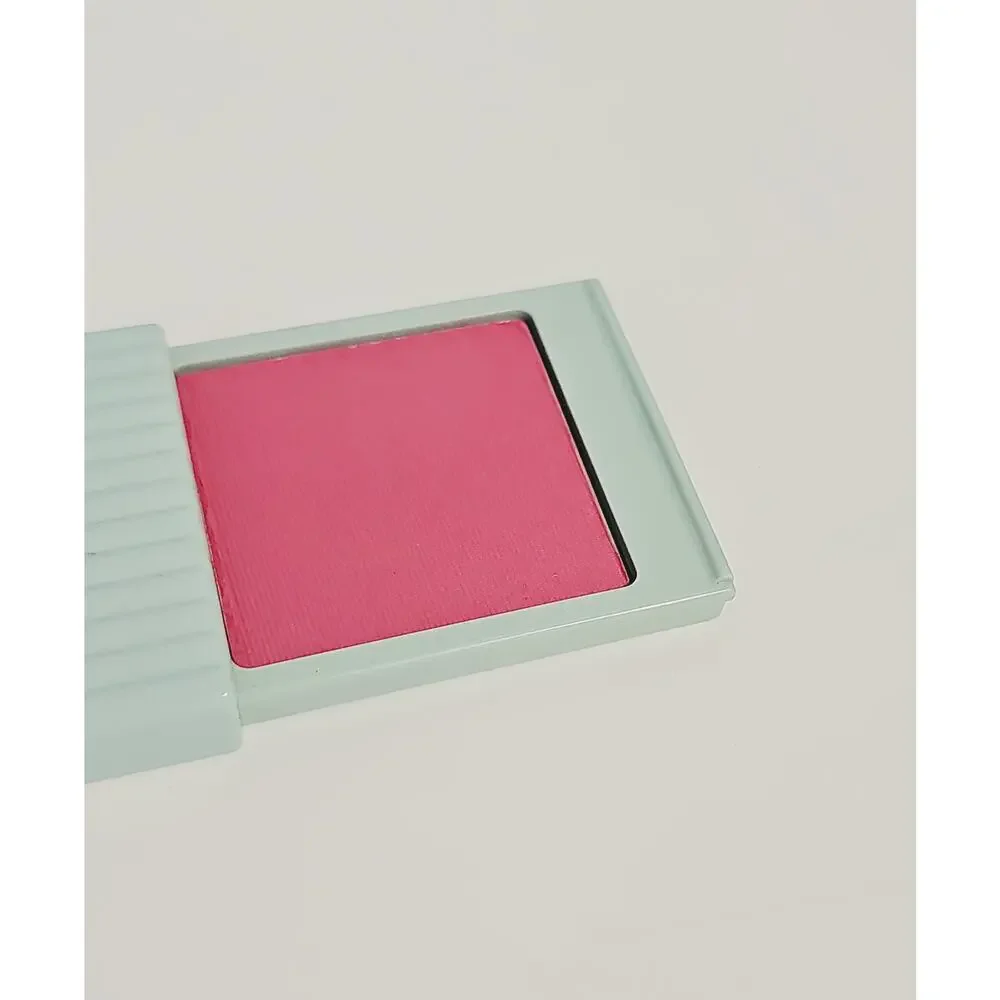 Estee Lauder Tender Blusher Beautiful Pink .15 oz. Blush Made in USA